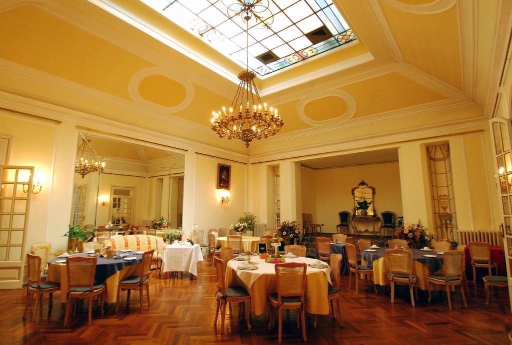 Grande Albergo Quattro Stagioni Ριέτι Εξωτερικό φωτογραφία