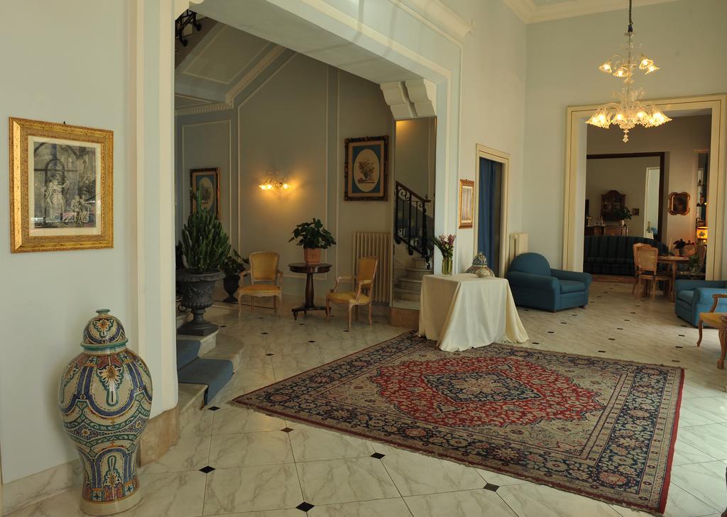 Grande Albergo Quattro Stagioni Ριέτι Εξωτερικό φωτογραφία