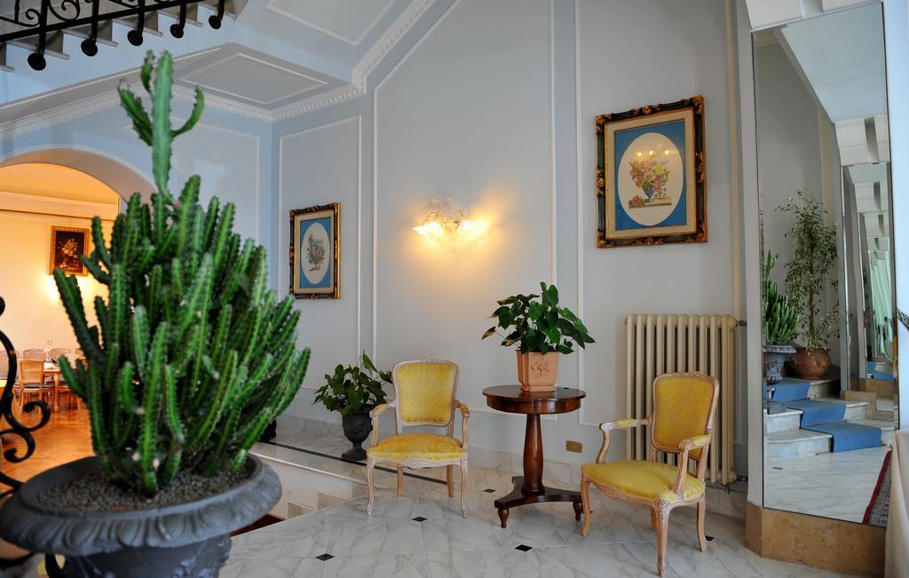 Grande Albergo Quattro Stagioni Ριέτι Εξωτερικό φωτογραφία